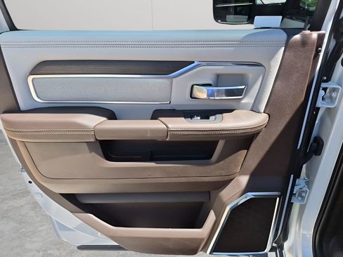 New 2026 RAM 2500 Laramie w/ Towing Technology Group image 17