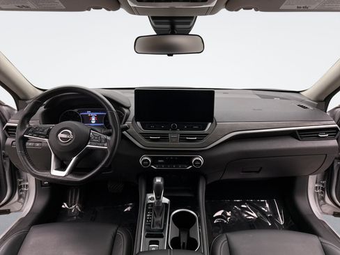 Used 2023 Nissan Altima 2.5 SL AWD/4WD image 14