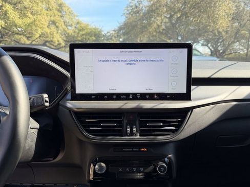 Used 2023 Ford Escape Active w/ Tech Pack #1 image 13