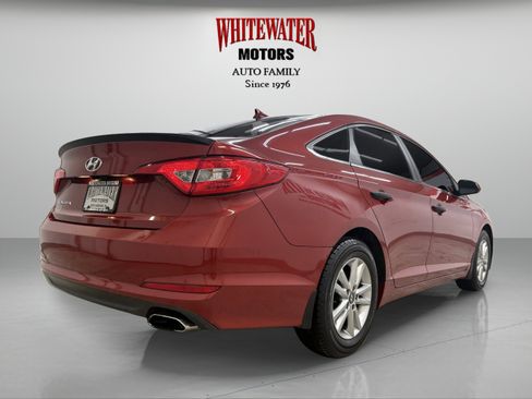 Used 2017 Hyundai Sonata SE image 4