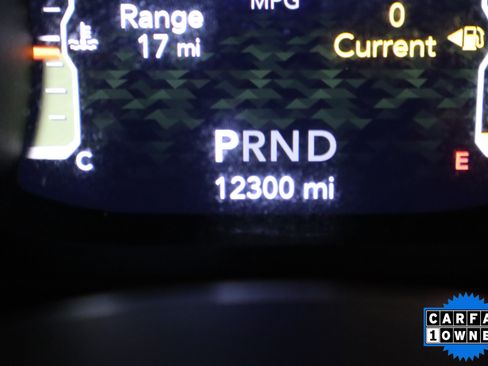 Used 2022 Jeep Wrangler Unlimited Sahara image 20