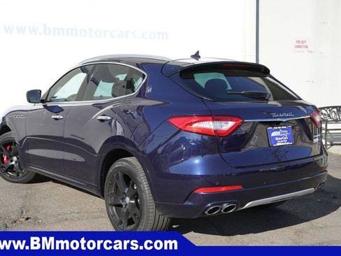 Used 2017 Maserati Levante S AWD/4WD image 4