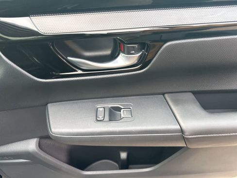 Used 2025 Honda CR-V EX-L image 40