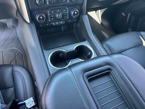 Used 2022 Chevrolet Tahoe LT image 27