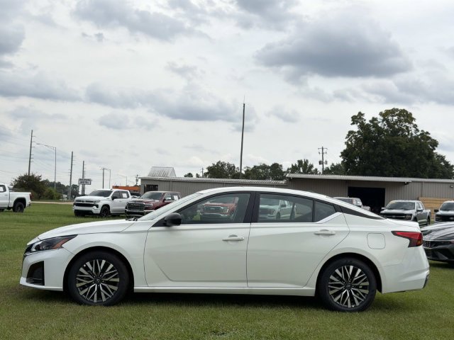 Used 2026 Nissan Altima 2.5 SV FWD image 11