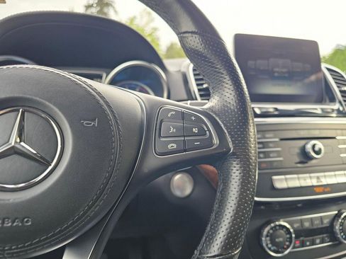 Used 2019 Mercedes-Benz GLS 450 4MATIC w/ Premium 1 Package image 35