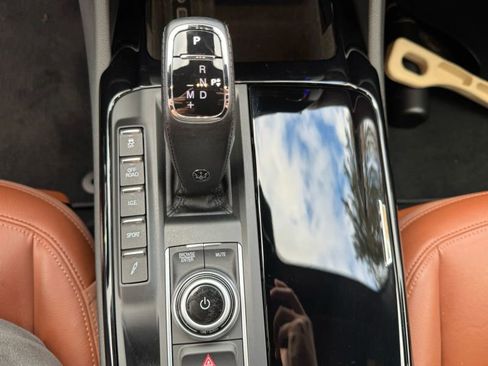 Used 2021 Maserati Levante S image 15