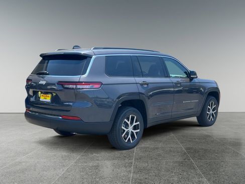 Used 2025 Jeep Grand Cherokee L Limited image 5
