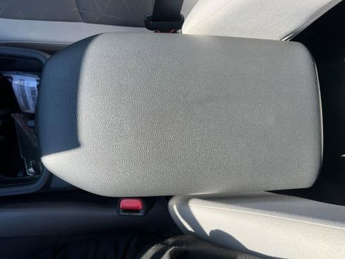 New 2025 Toyota RAV4 XLE image 23