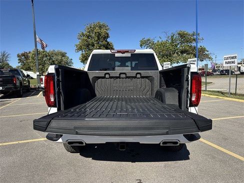 New 2026 GMC Sierra 1500 AT4 w/ AT4 Premium Package image 24