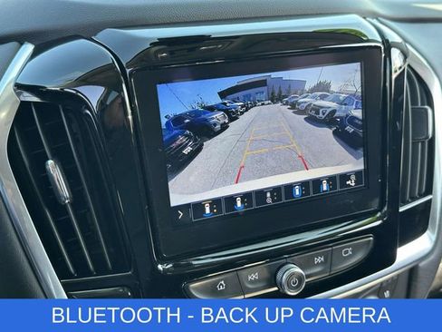 Used 2021 Chevrolet Traverse High Country w/ LPO, 'HIT The Road' Package image 4
