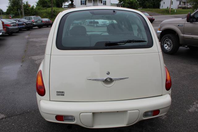 Used 2005 Chrysler PT Cruiser Touring FWD image 5