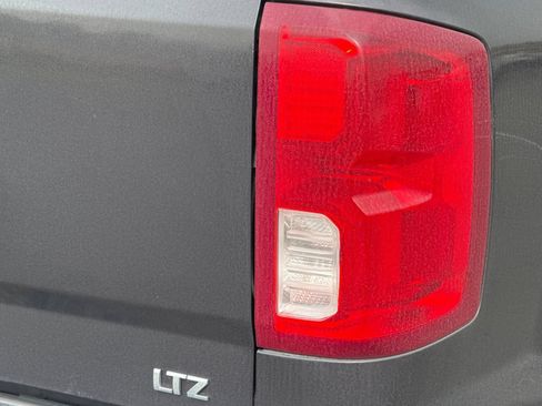 Used 2016 Chevrolet Silverado 1500 LTZ Z71 w/ LTZ Plus Package AWD/4WD image 47