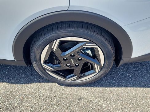 New 2026 Kia K4 EX FWD image 33
