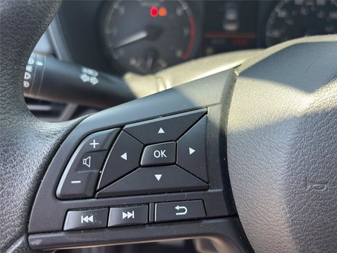 Used 2023 Nissan Altima 2.5 S FWD image 34