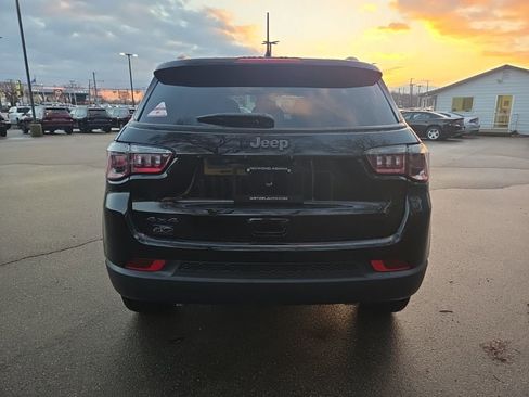 New 2026 Jeep Compass Latitude image 7