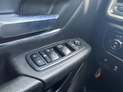 Used 2019 RAM 1500 Big Horn image 24