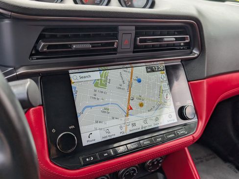 Used 2024 Nissan Z Performance w/ Floor Mat Package image 22