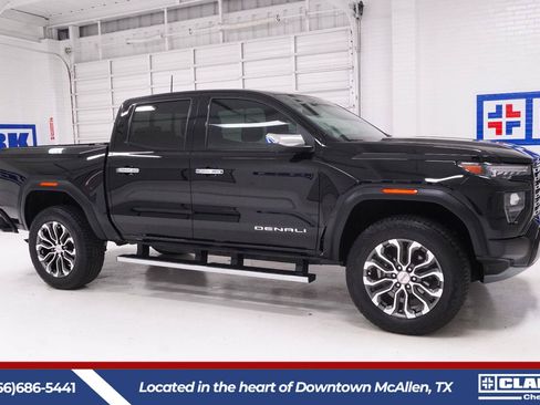 Used 2023 GMC Canyon Denali AWD/4WD image 4