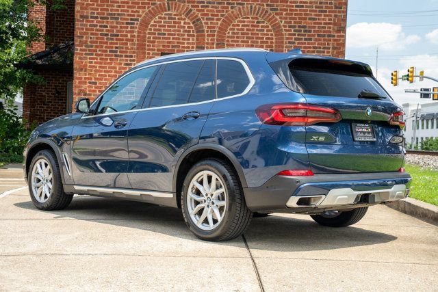 Used 2023 BMW X5 xDrive40i w/ Premium Package AWD/4WD image 7
