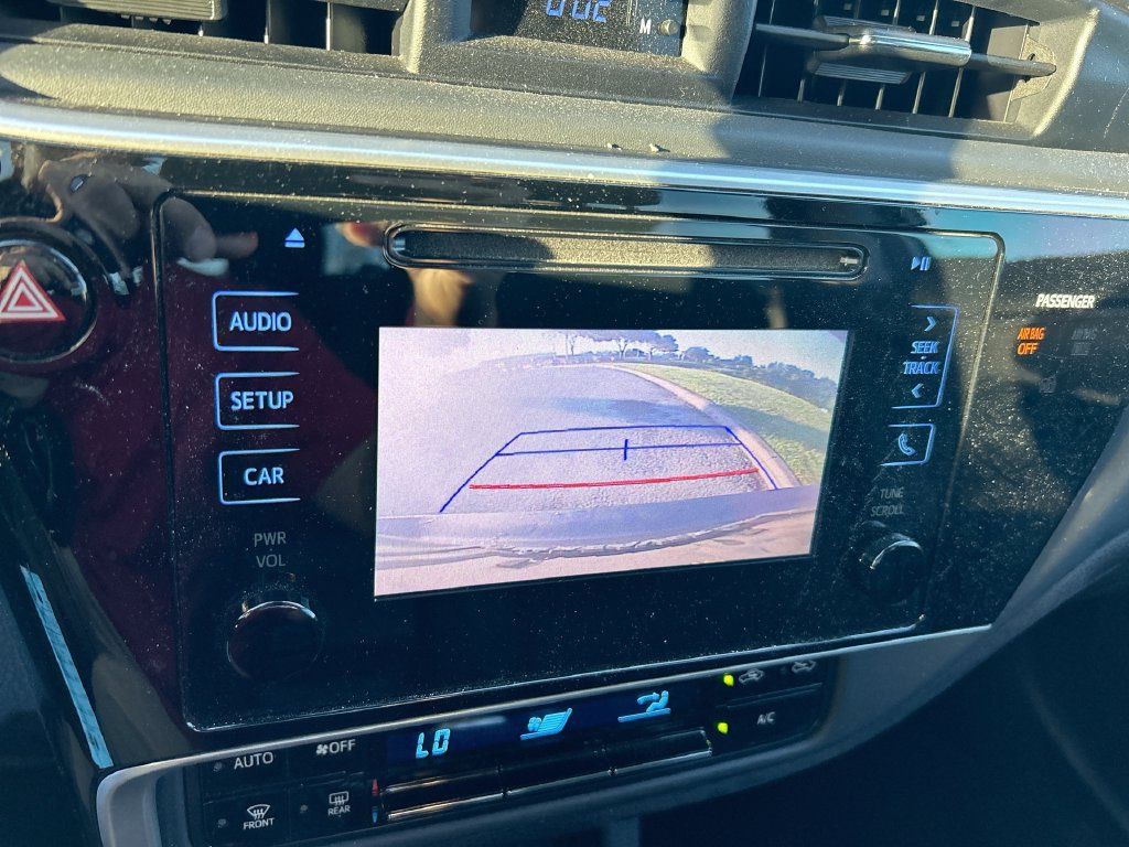 Used 2017 Toyota Corolla LE FWD image 22