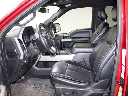 Used 2019 Ford F150 Lariat w/ Equipment Group 502A Luxury image 19