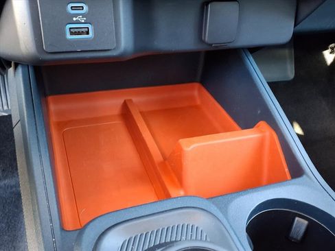 Used 2022 Ford Maverick XLT image 29