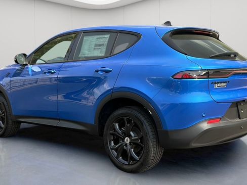 Used 2023 Dodge Hornet GT w/ GT Blacktop Package image 8