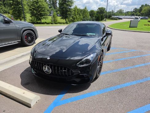 Used 2025 Mercedes-Benz AMG GT 43 image 2