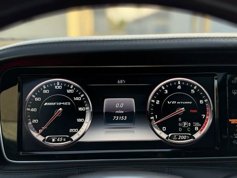 Used 2015 Mercedes-Benz S 63 AMG 4MATIC Sedan image 26