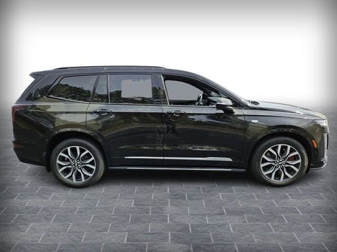 Certified 2024 Cadillac XT6 Sport w/ Technology Package AWD/4WD image 4