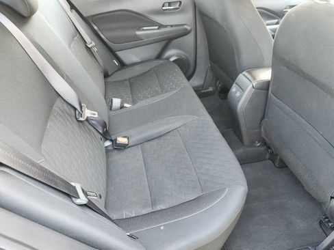 Used 2023 Nissan Kicks SV FWD image 30