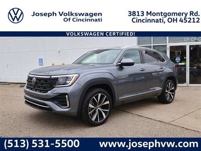 Used 2025 Volkswagen Atlas Cross Sport SEL Premium R-Line