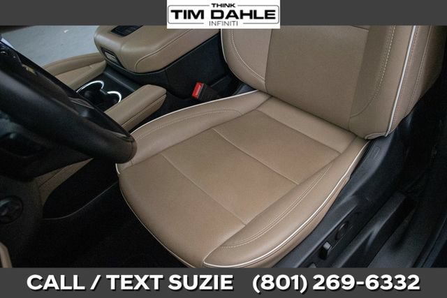 Used 2024 Chevrolet Tahoe Premier AWD/4WD image 28