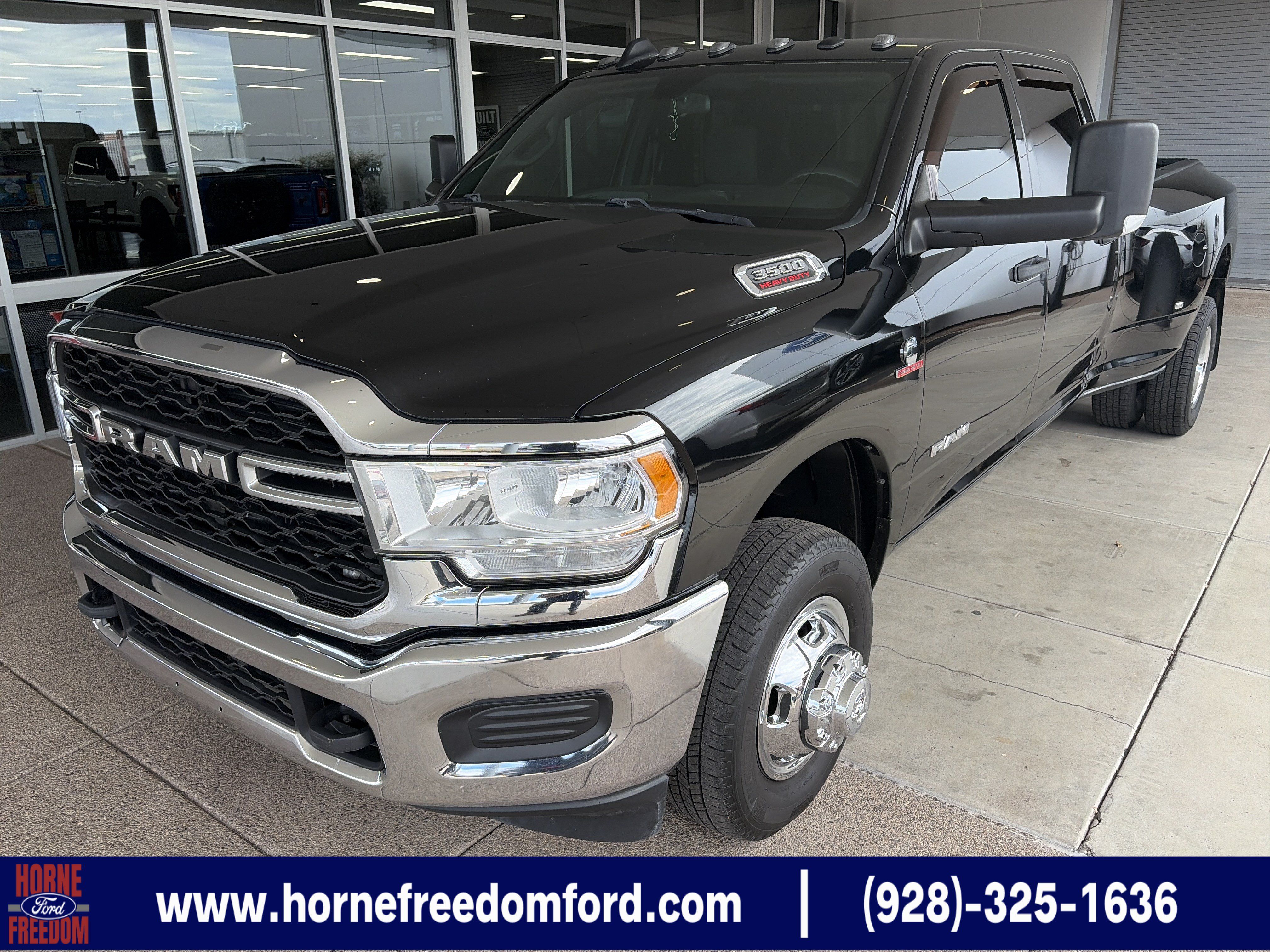 Used 2022 RAM 3500 Tradesman AWD/4WD image 1