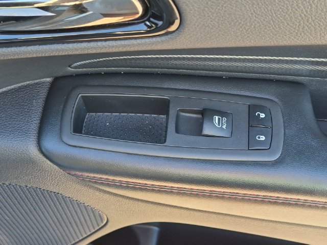 Used 2022 Dodge Durango R/T w/ Blacktop Package AWD/4WD image 42