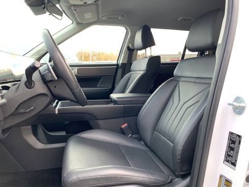 Used 2025 Hyundai Santa Fe SEL image 25