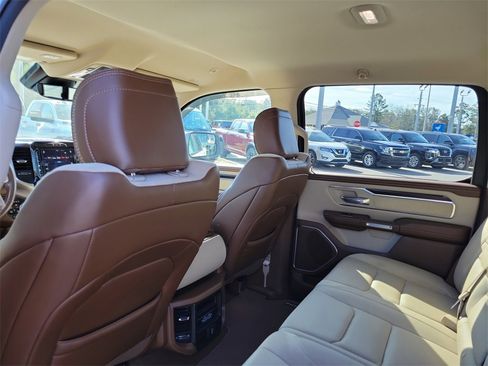 Used 2021 RAM 1500 Laramie image 27