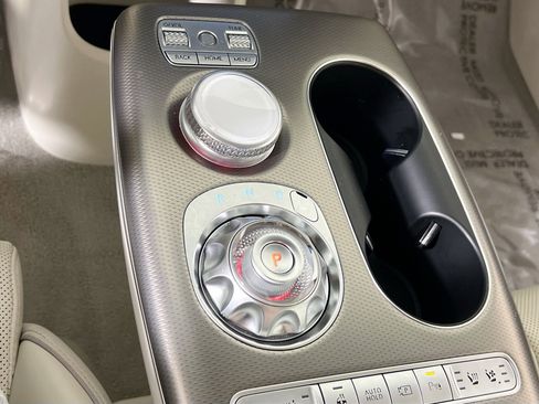 Used 2023 Genesis GV60 Performance AWD/4WD image 17