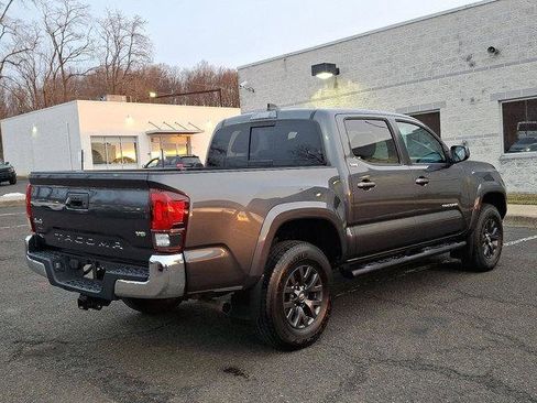 Certified 2020 Toyota Tacoma SR5 image 26