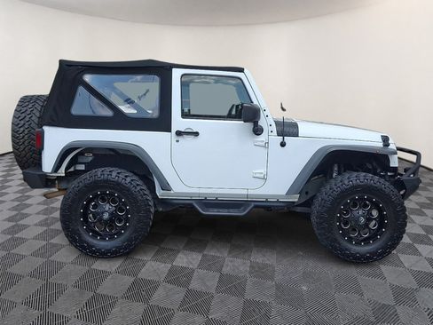 Used 2015 Jeep Wrangler Sport AWD/4WD image 7