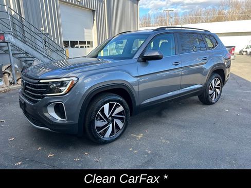 Used 2025 Volkswagen Atlas SE AWD/4WD image 7