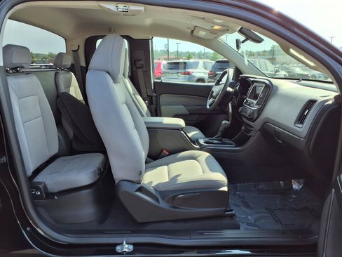 Certified 2021 Chevrolet Colorado W/T w/ WT Convenience Package RWD image 17