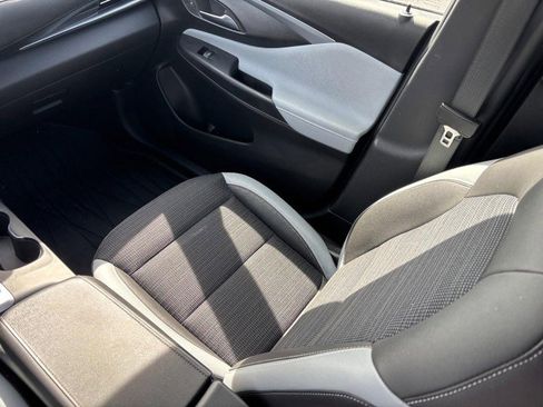 Used 2024 Buick Envista Preferred w/ Convenience I Package image 14