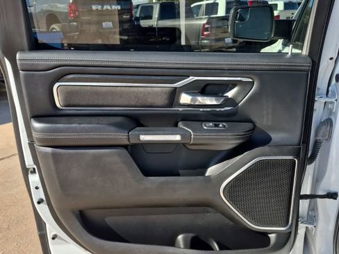 Used 2023 RAM 1500 Laramie AWD/4WD image 15