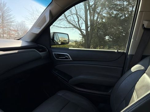 Used 2018 GMC Yukon Denali w/ Open Road Package image 31