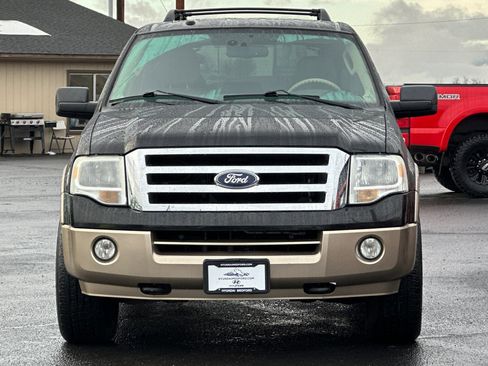 Used 2011 Ford Expedition XLT w/ 201A Rapid Spec Order Code image 9