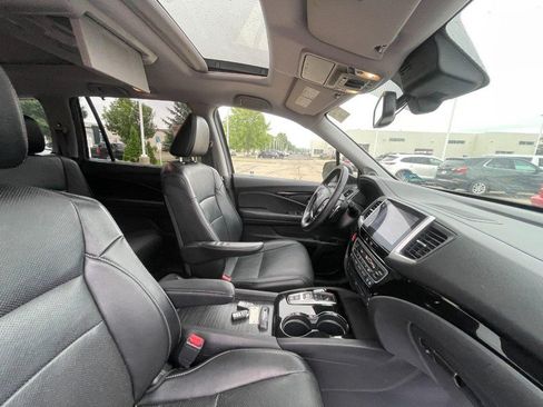 Used 2016 Honda Pilot Elite image 4