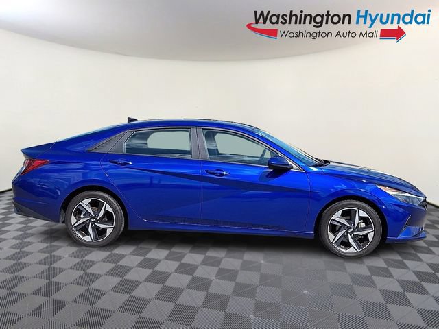 Certified 2023 Hyundai Elantra SEL w/ Convenience Package FWD image 7