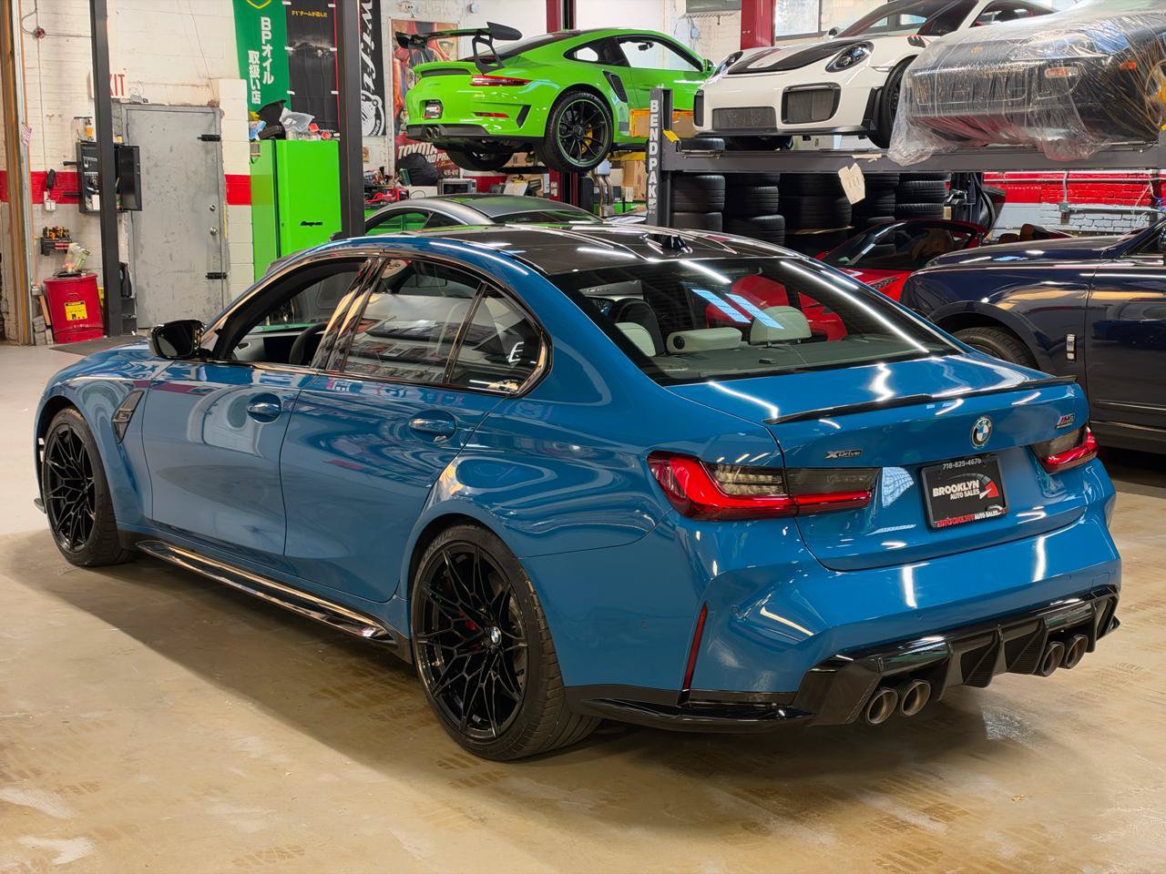 Used 2026 BMW M3 Competition w/ M Carbon Exterior Package AWD/4WD image 10